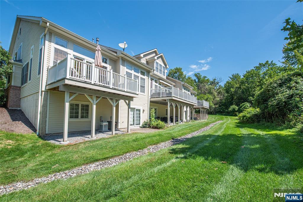 75 Schindler Way - Photo 2