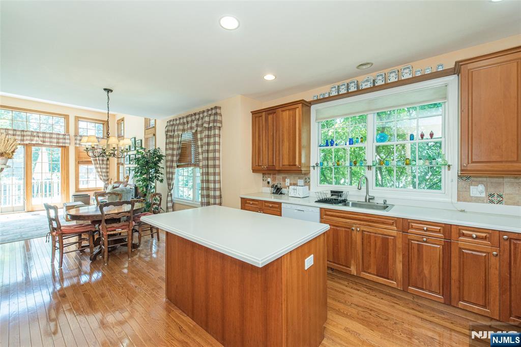 75 Schindler Way - Photo 4