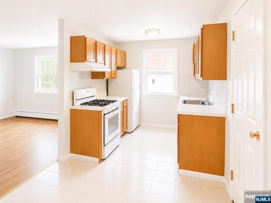 234 Cliff Street 1 - Photo 3