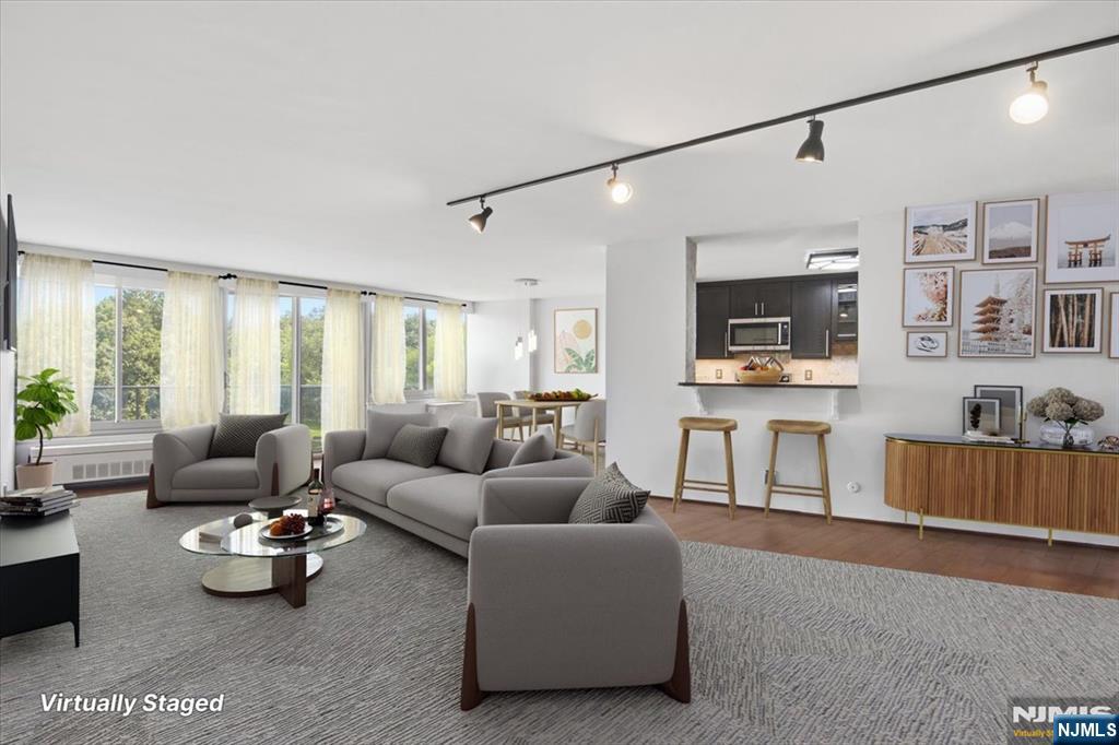 1 Claridge Drive 501 - Photo 1