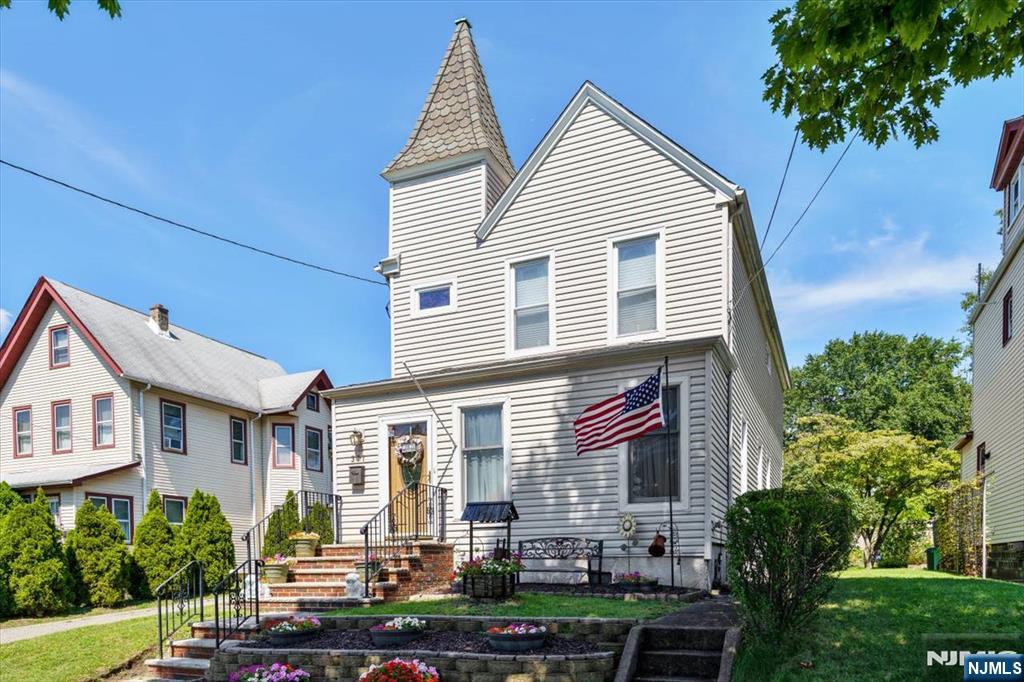 371 2nd Avenue - Photo 4