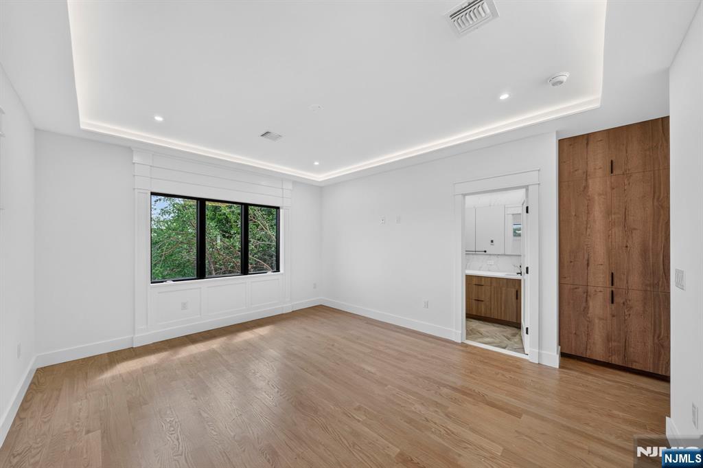 122 Edsall Avenue — photo 18