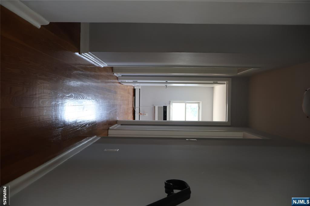 1032 Glen - Photo 5