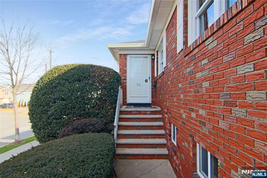 92 Rose Street - Photo 2