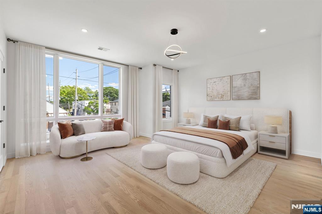 503 Saint Pauls Avenue - Photo 4