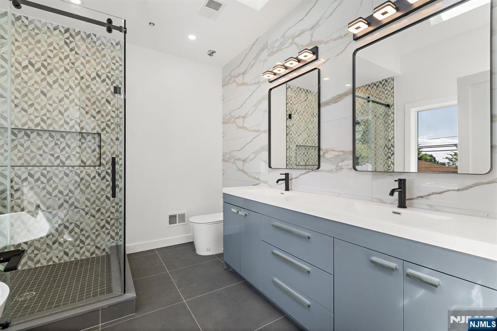 503 Saint Pauls Avenue - Photo 5