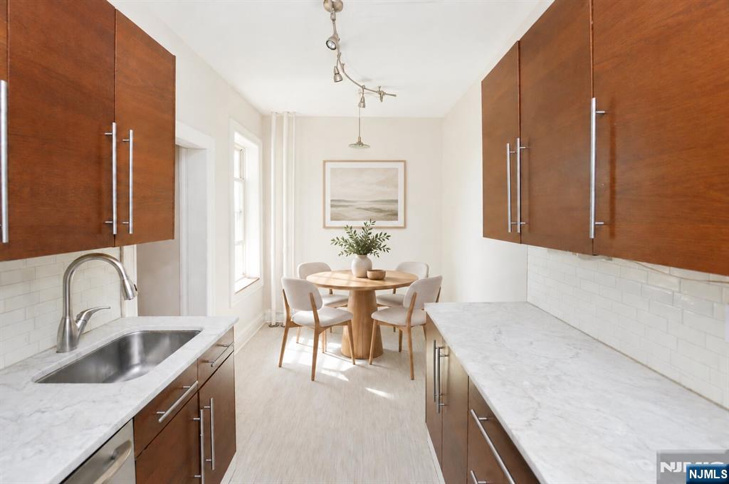 63 Sherman Place D5