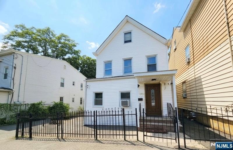 109 N 7th Street - Photo 1