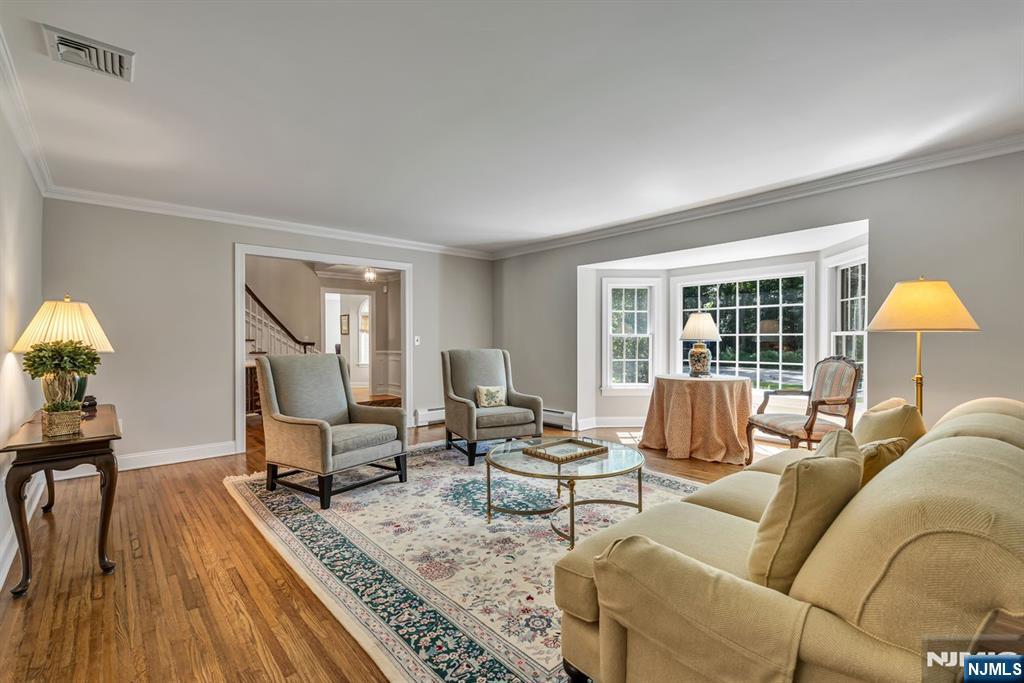 65 W Walnut Street - Photo 5