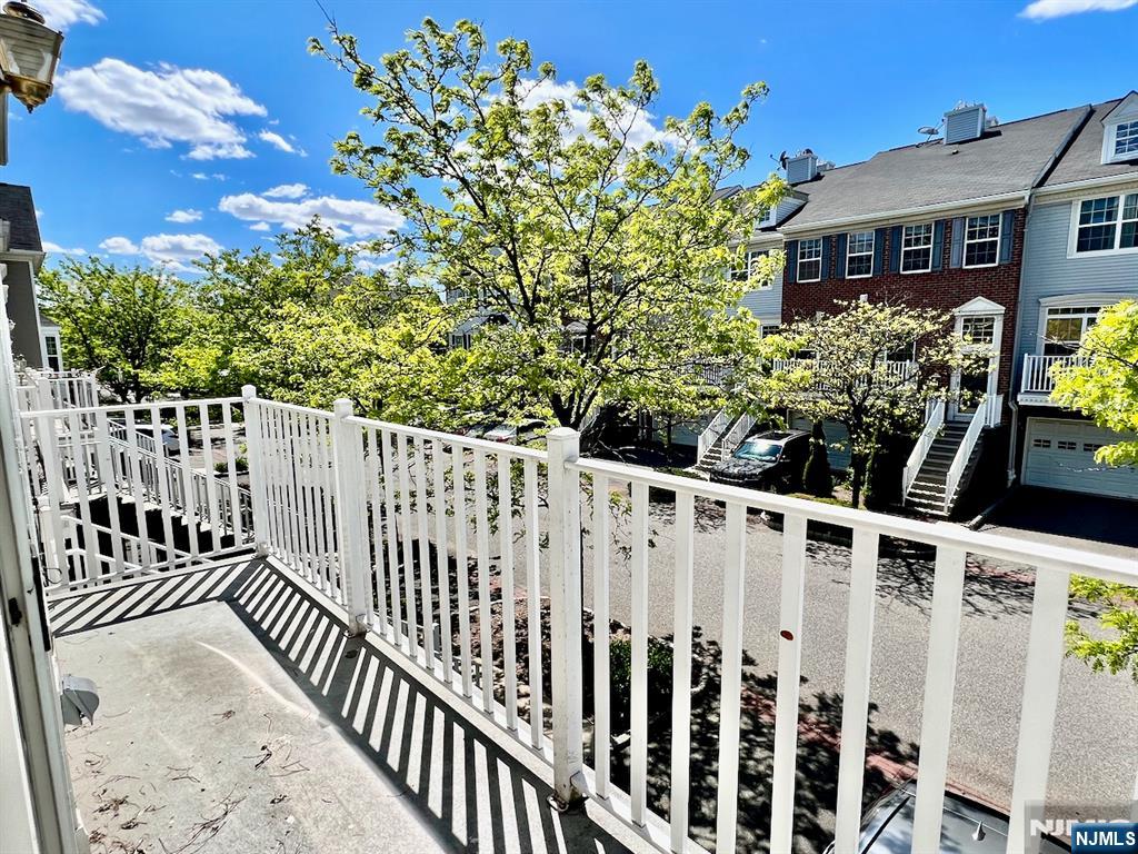 6 McMartin Court - Photo 2