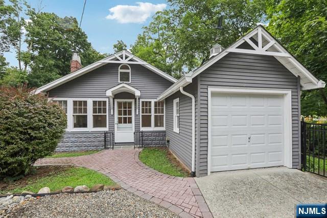 261 W Saddle River Road - Photo 4