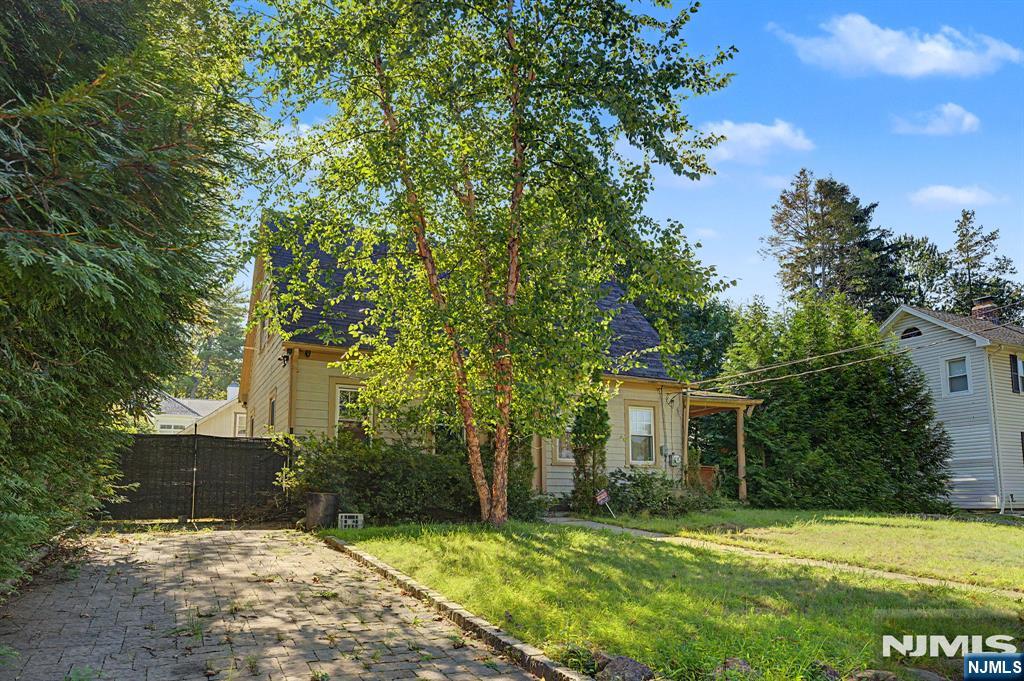 MLS Number 26032511 - Land For Sale Property for $850,000 - 32 Oak ...