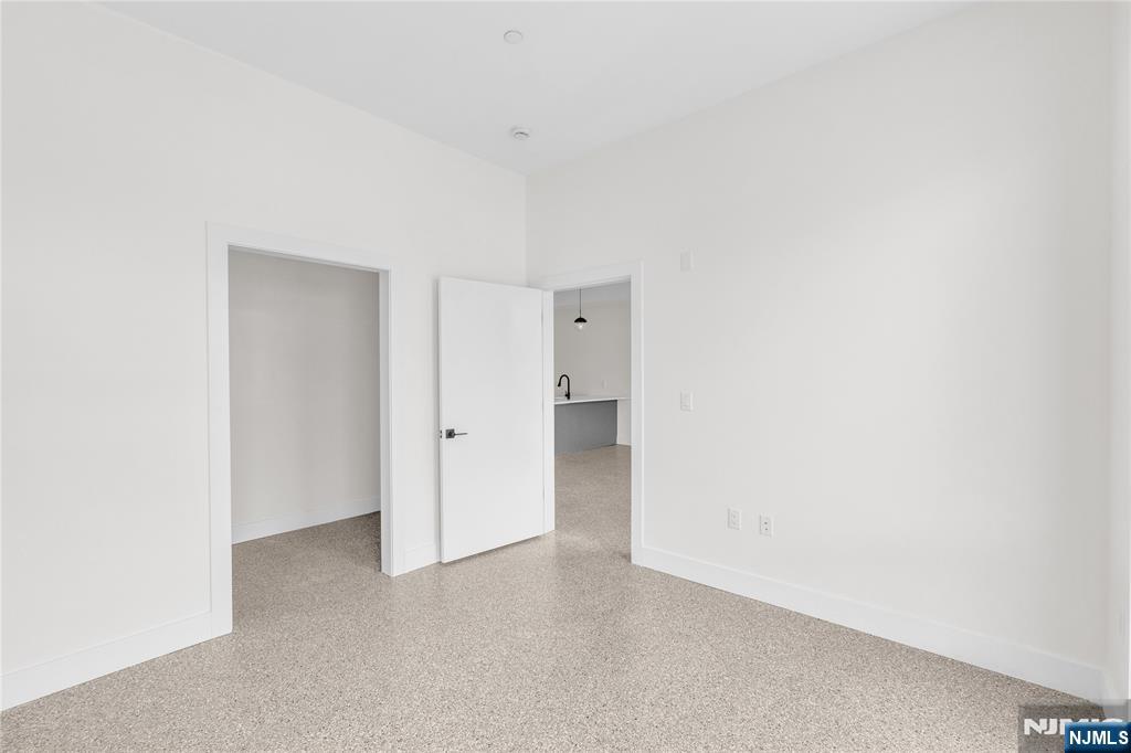 127 South Avenue 201 - Photo 5