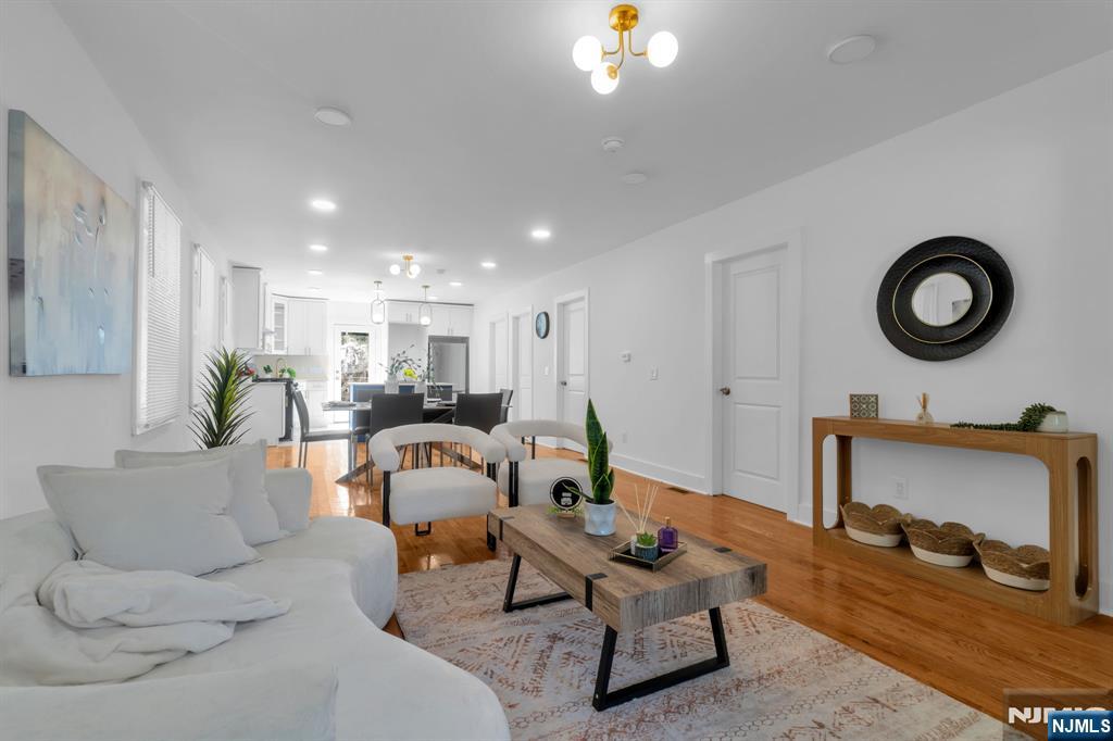 240 Keer Avenue - Photo 4