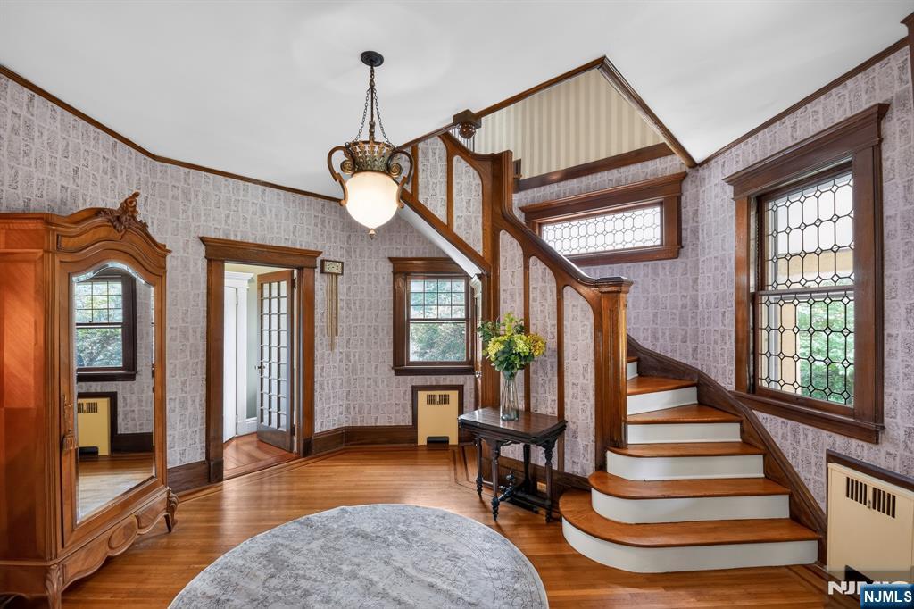 237 Raymond Avenue - Photo 5