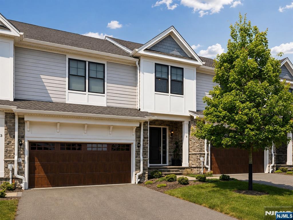 5 St Andrews Circle - Photo 1