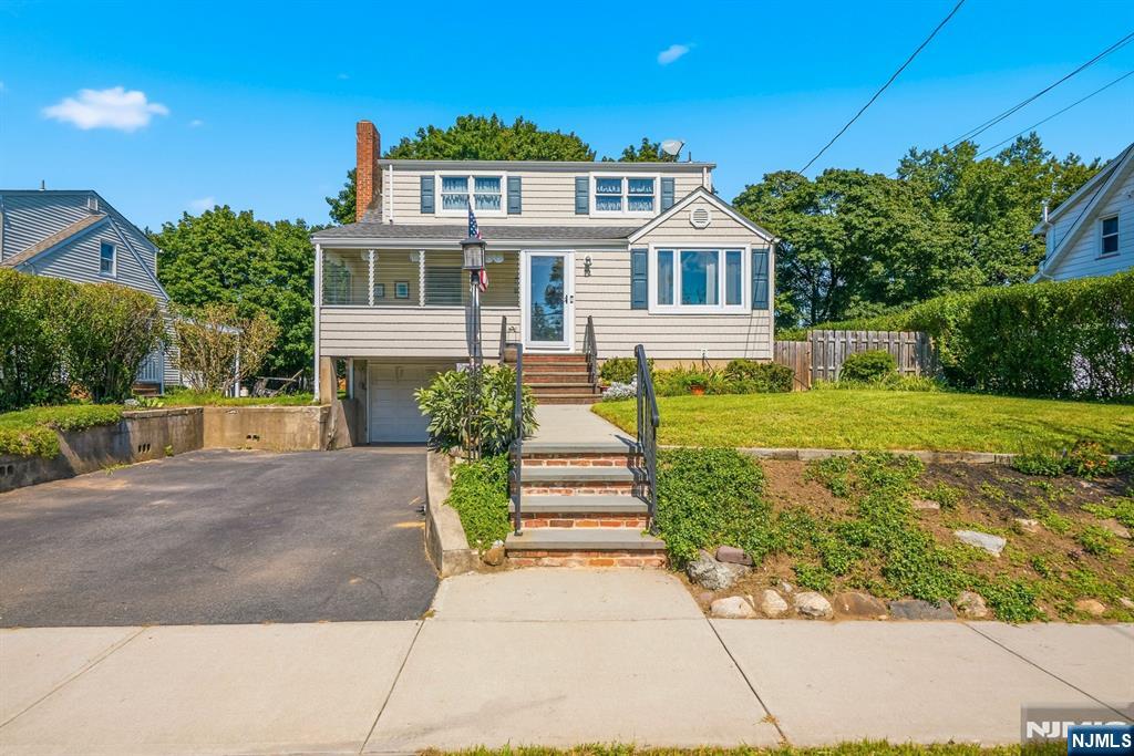71 Schuyler Avenue - Photo 2