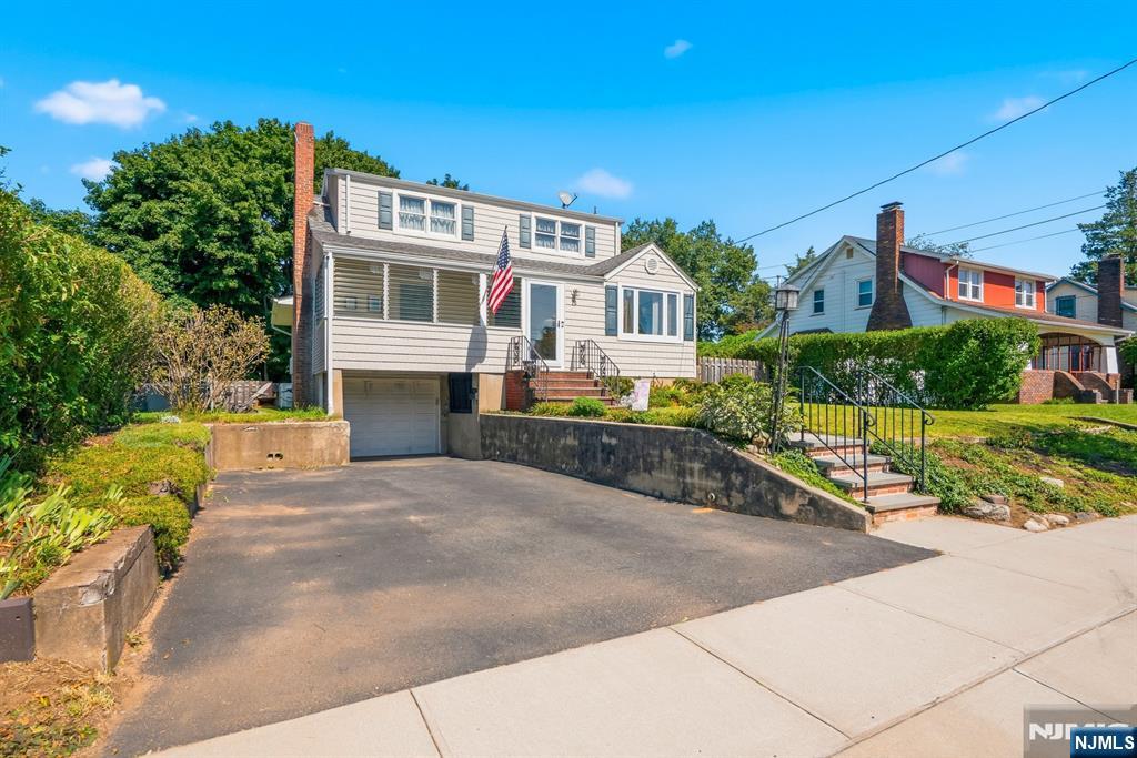 71 Schuyler Avenue - Photo 3