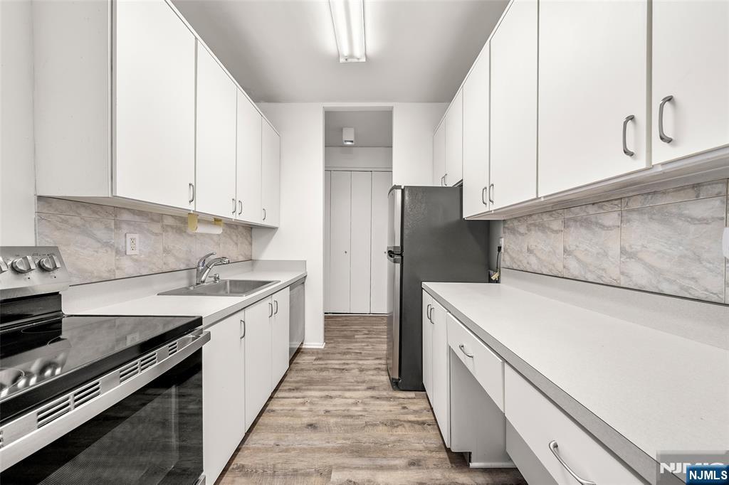 7855 Boulevard East 30H - Photo 4