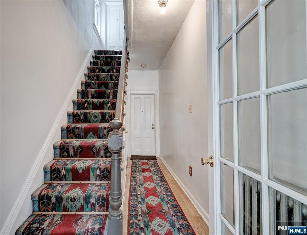 103 Wessington Avenue - Photo 4
