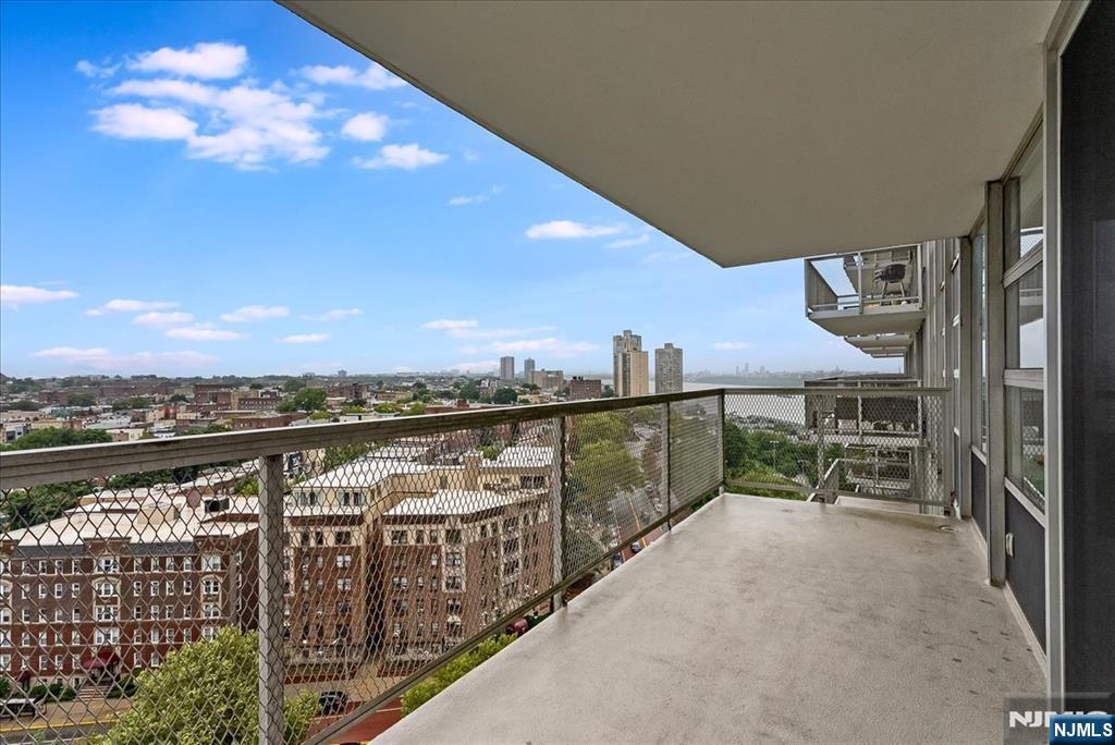 6050 E Kennedy Boulevard 15G - Photo 2
