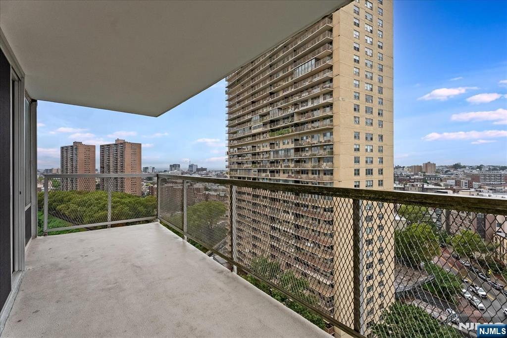 6050 E Kennedy Boulevard 15G - Photo 3