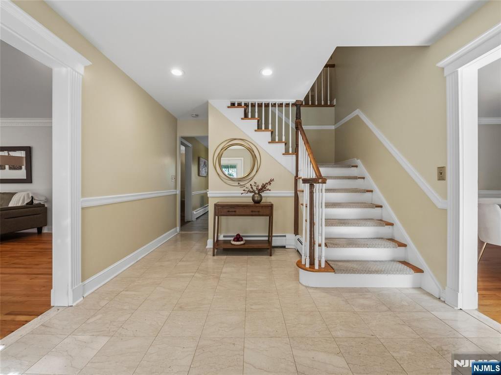 19 Thornhill Drive - Photo 2