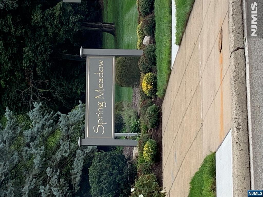 612  Sugarbush Court B, Wyckoff, NJ, 07481