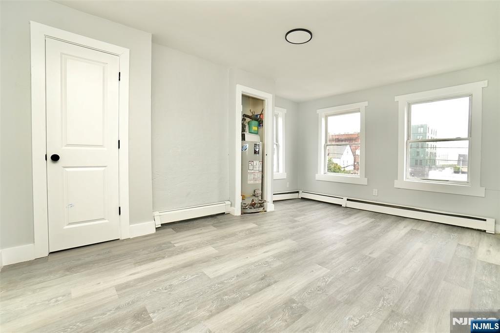83 Jay Street - Photo 4