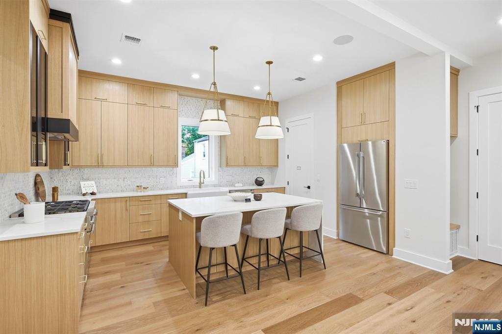 8 Roosevelt Terrace - Photo 4