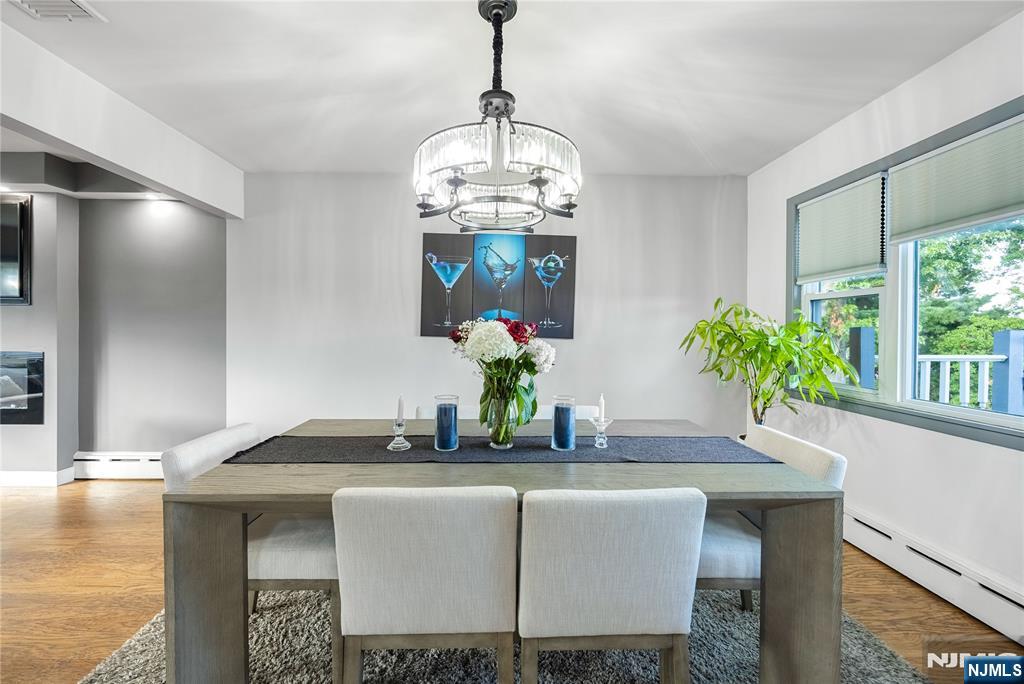12 Lois Avenue - Photo 5