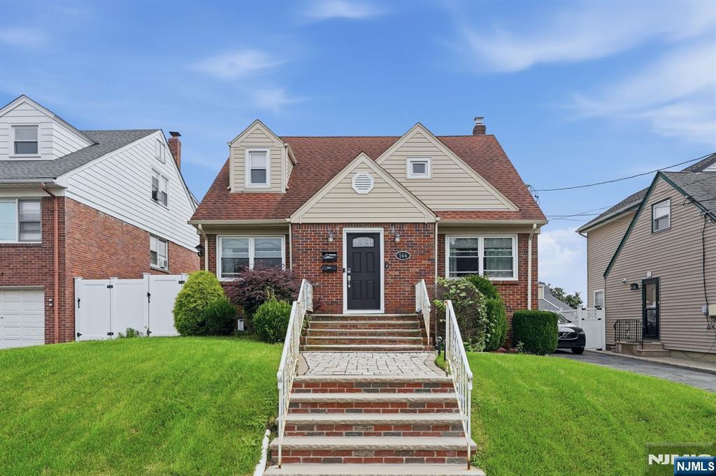 144 Kent Street 2 - Photo 1