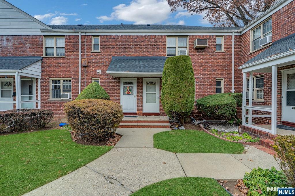 1267 Anderson Avenue 16 - Photo 1