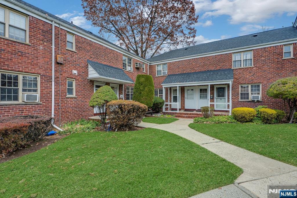 1267 Anderson Avenue 16 - Photo 2