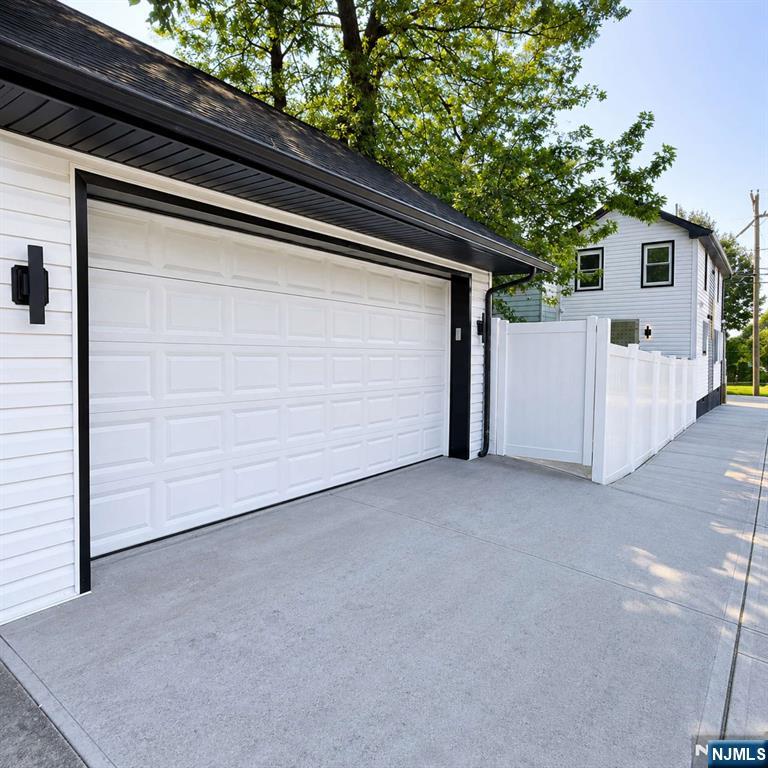 290 20th - Photo 1
