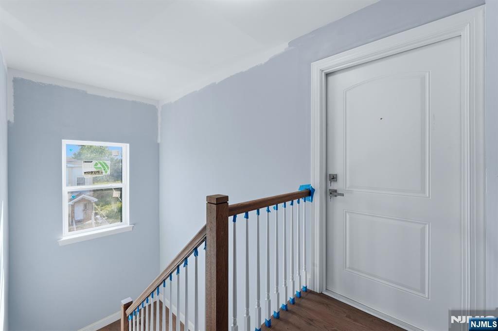 339 Court Street - Photo 3