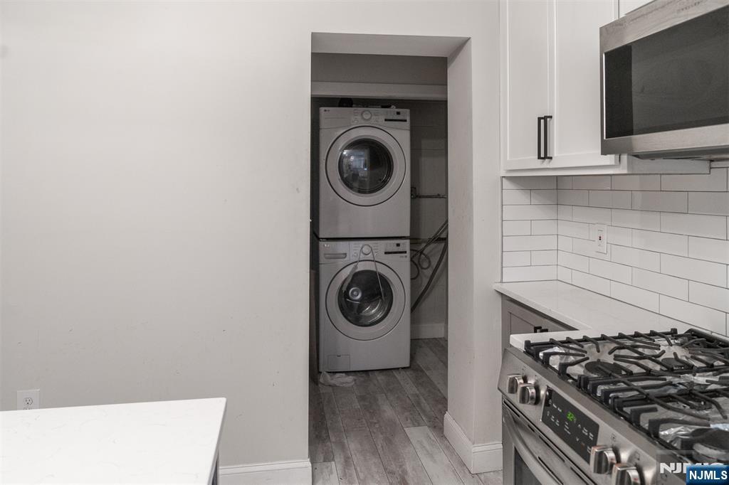 57 Glenridge Avenue 2R - Photo 3