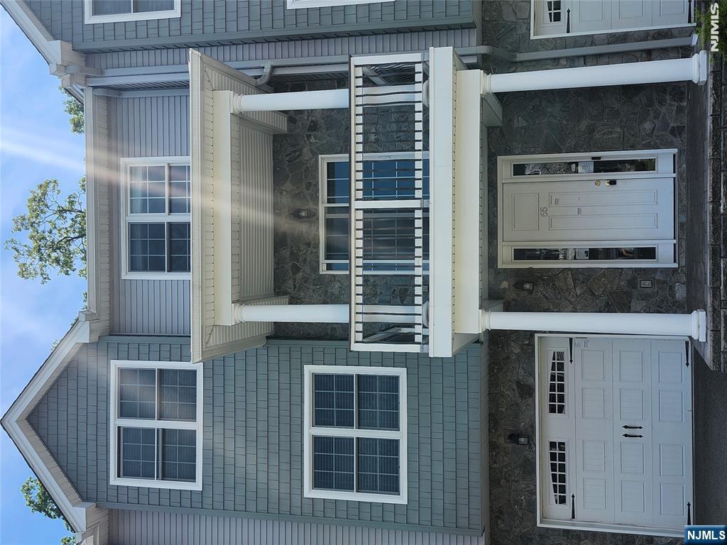 65 Halina Lane - Photo 1