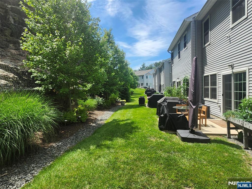 65 Halina Lane - Photo 3