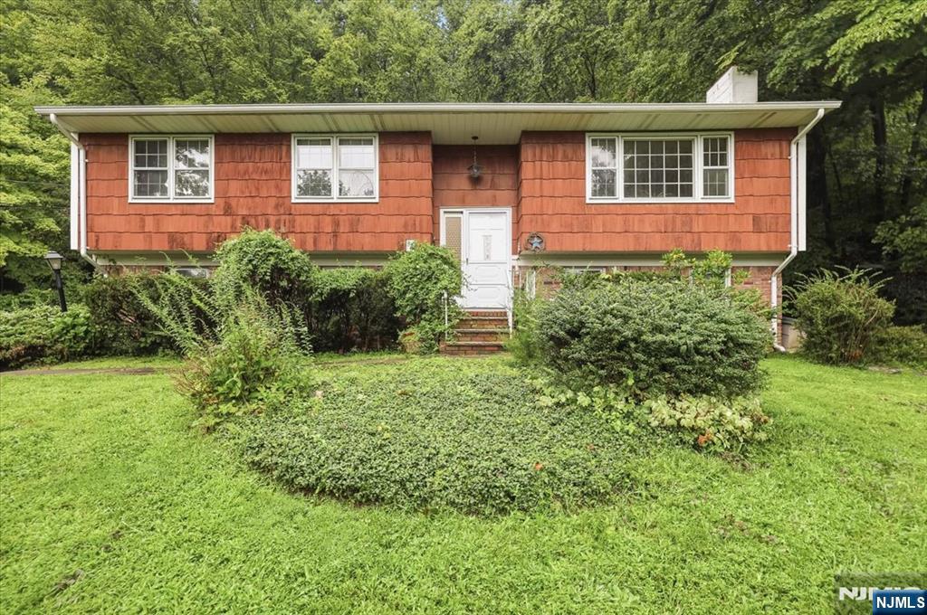 24 Hickory Road - Photo 1