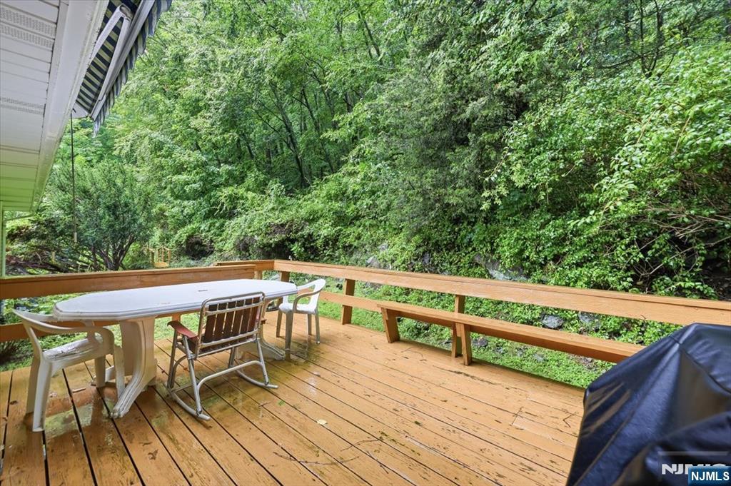 24 Hickory Road - Photo 3