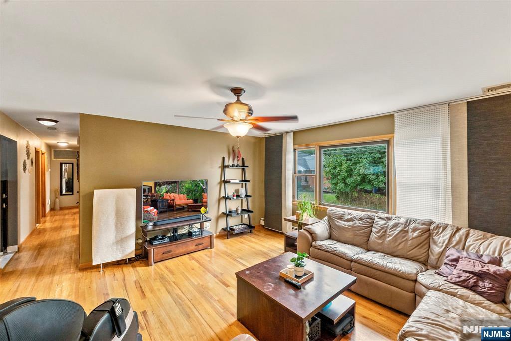 56 Hillcrest Avenue - Photo 4
