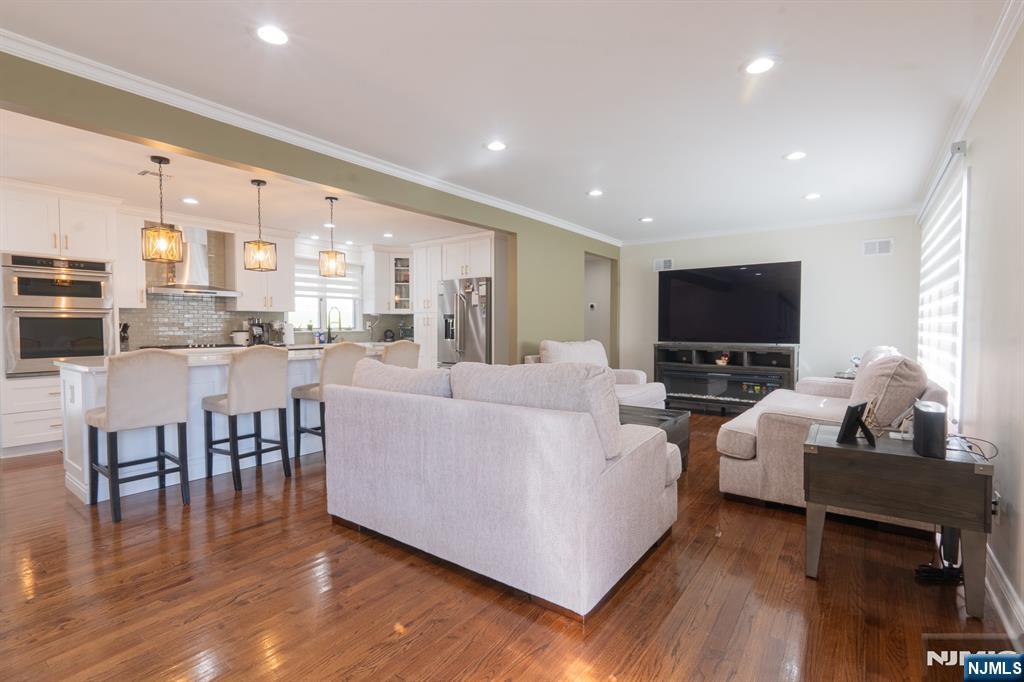 10 Evelyn Terrace - Photo 4