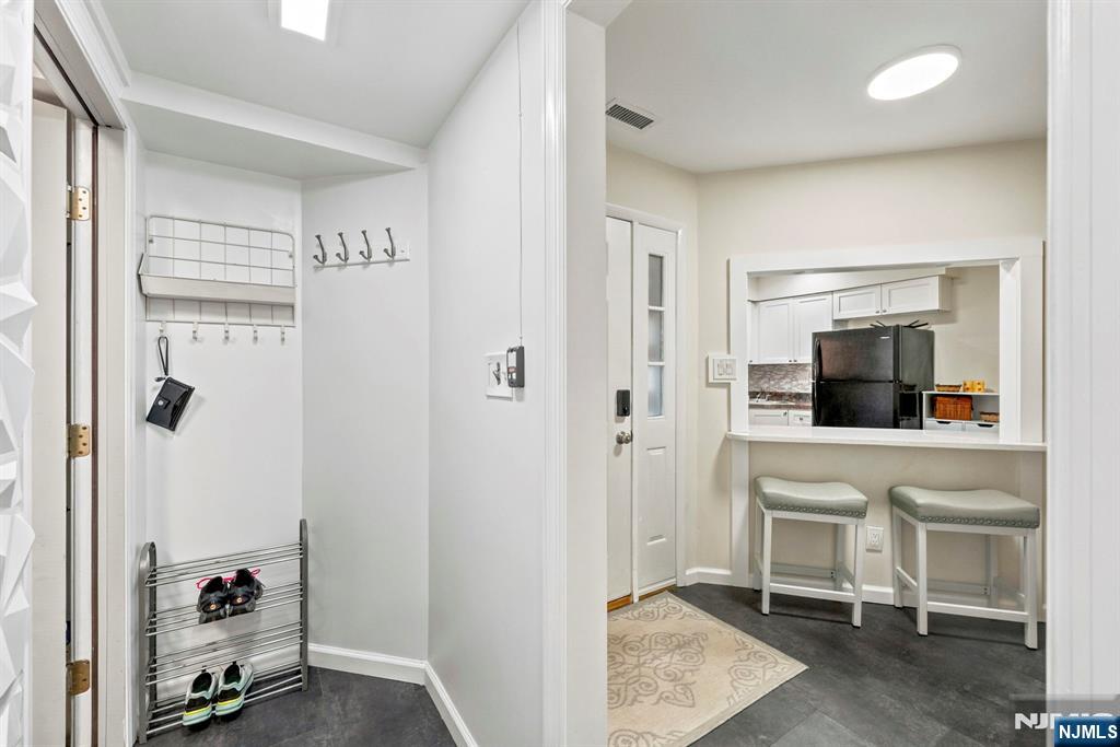 5C New Bedford Road - Photo 5