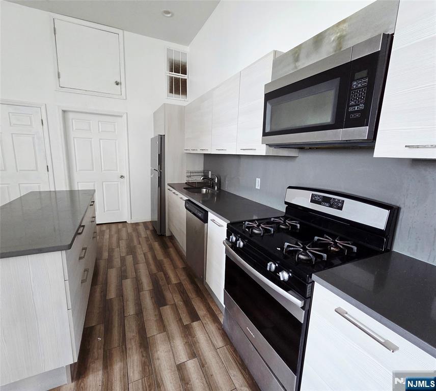795 Main Avenue 7 - Photo 3