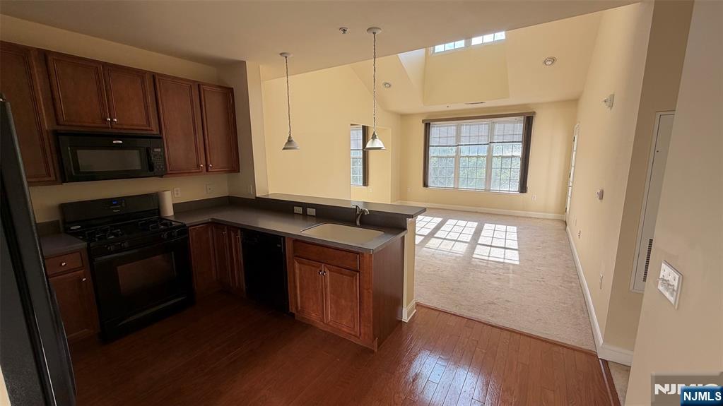 2411 Ramapo Court - Photo 1