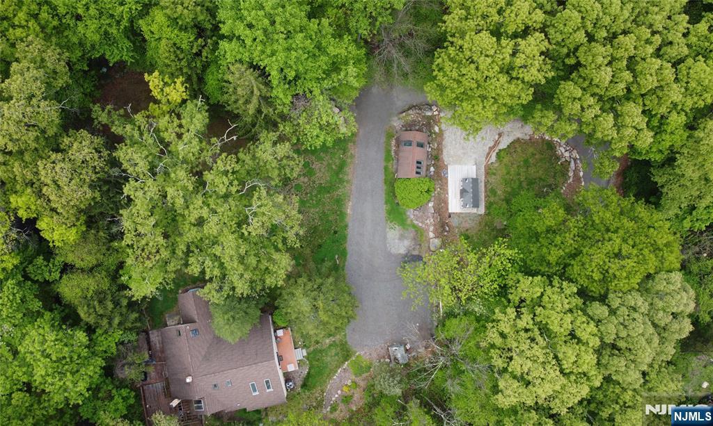 534 Hamburg Turnpike - Photo 1