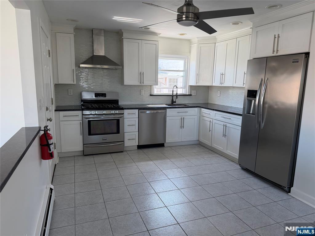 109 Clark Street - Photo 2