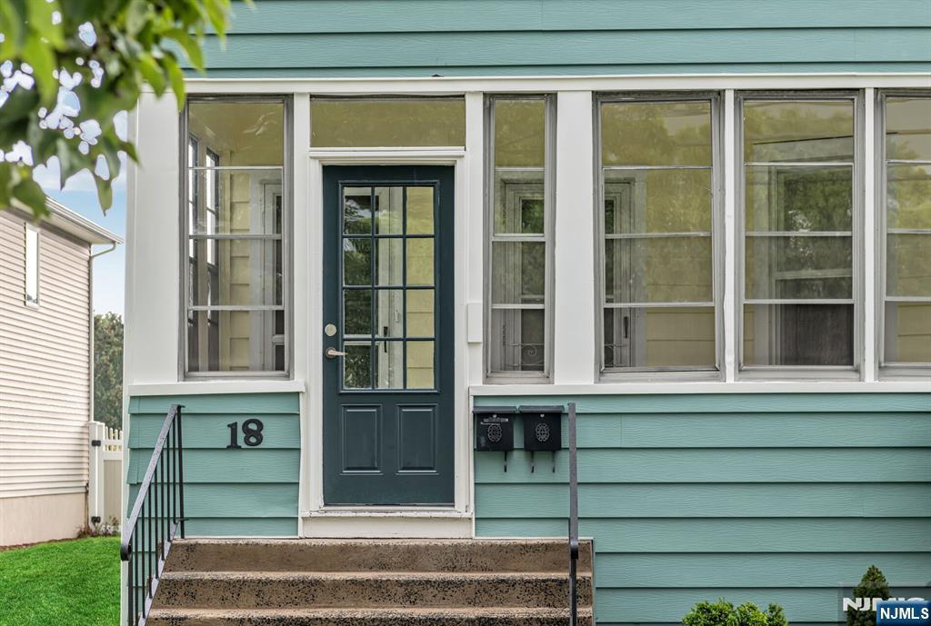 18 Unit 2 Lincoln Avenue 2 - Photo 2