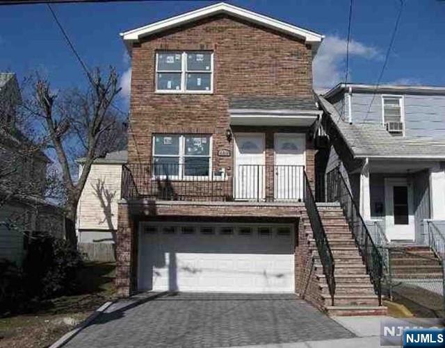453 Park Avenue 1 - Photo 1